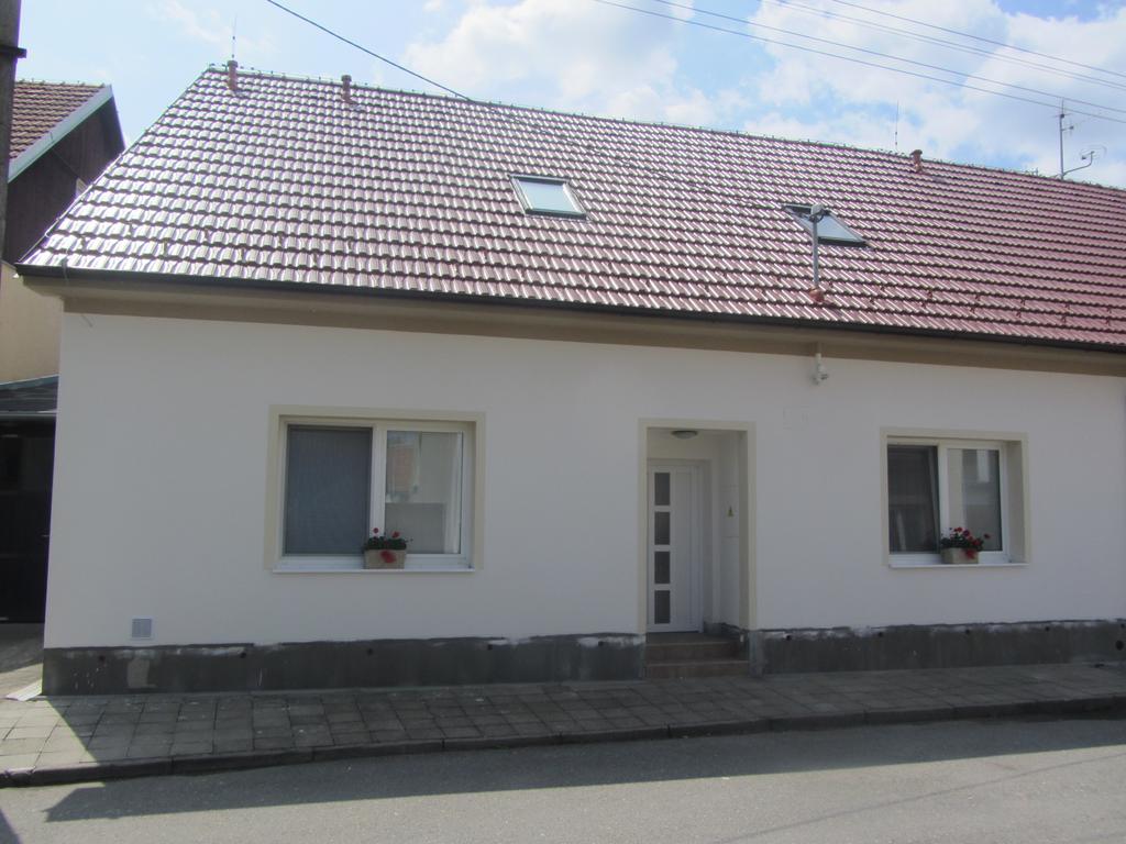 Penzion Kratochvil Dolní Dunajovice Buitenkant foto