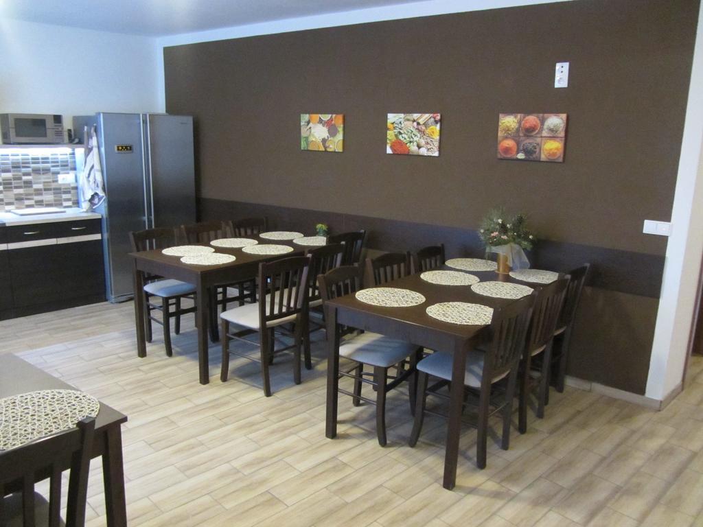 Penzion Kratochvil Dolní Dunajovice Buitenkant foto